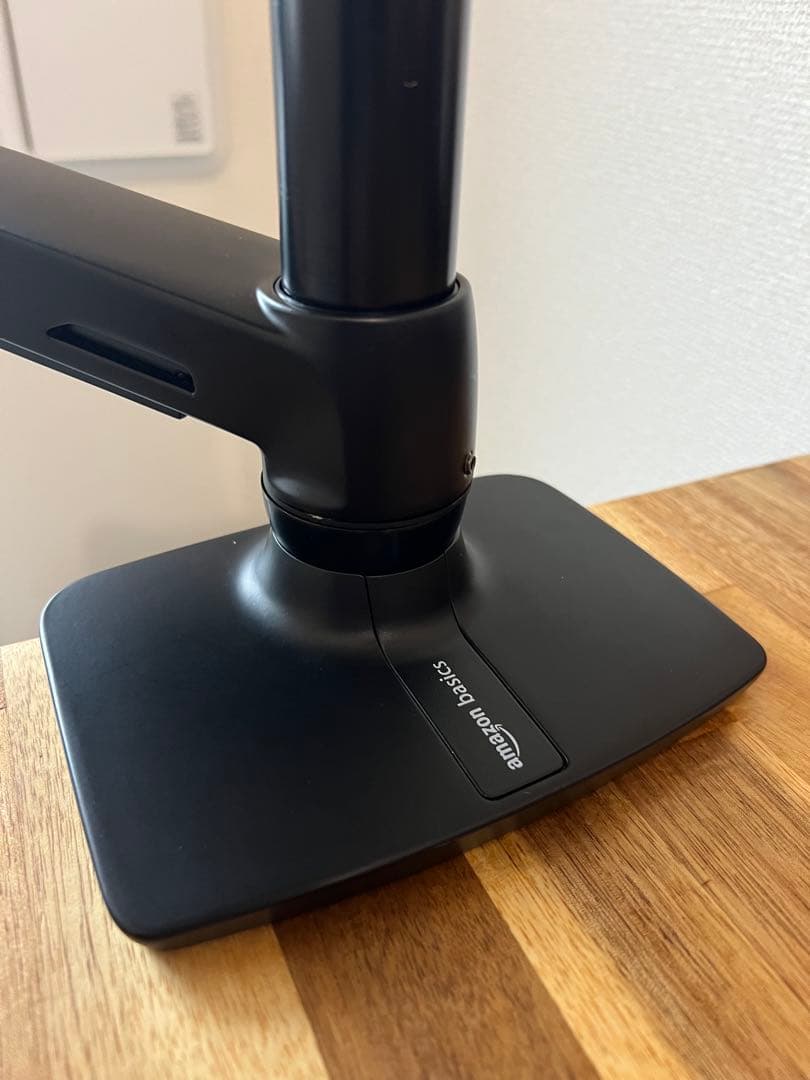 amazonベーシック　モニターアーム