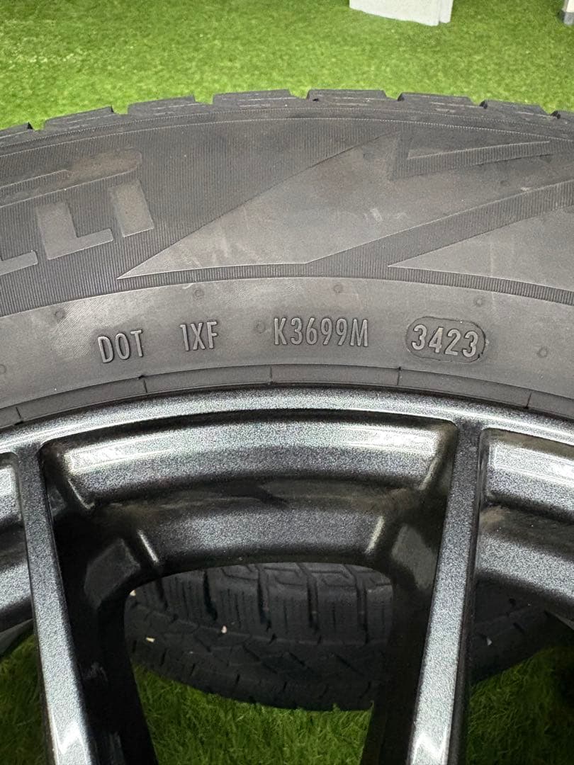 PIRELLI18インチ235\60R18タイヤセットマツダCX60スタッドレス