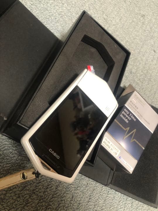 Casioカシオ自撮りカメラEX-TR70