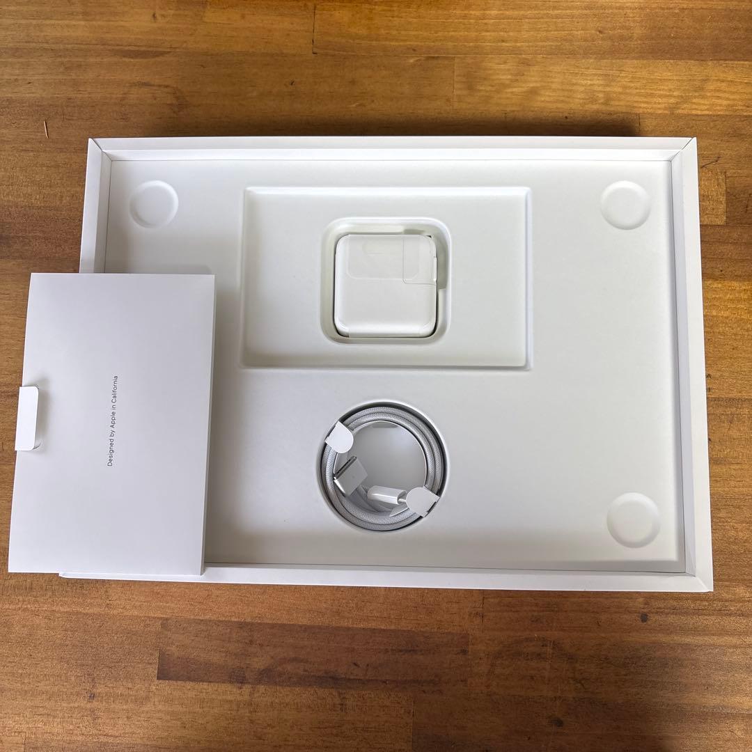 MacBook Air 13.6 M2 シルバー 本体 256G 付属品有