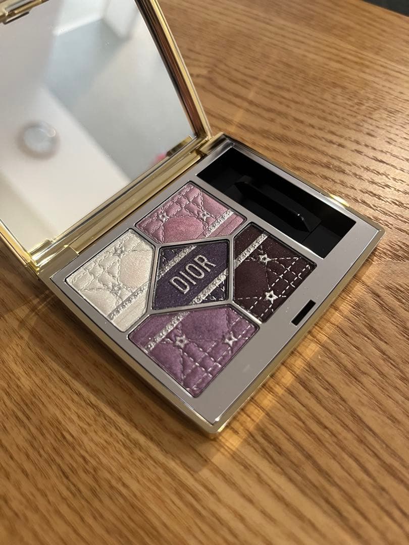 DIOR ホリデー アイシャドウ 912 プラムパレード