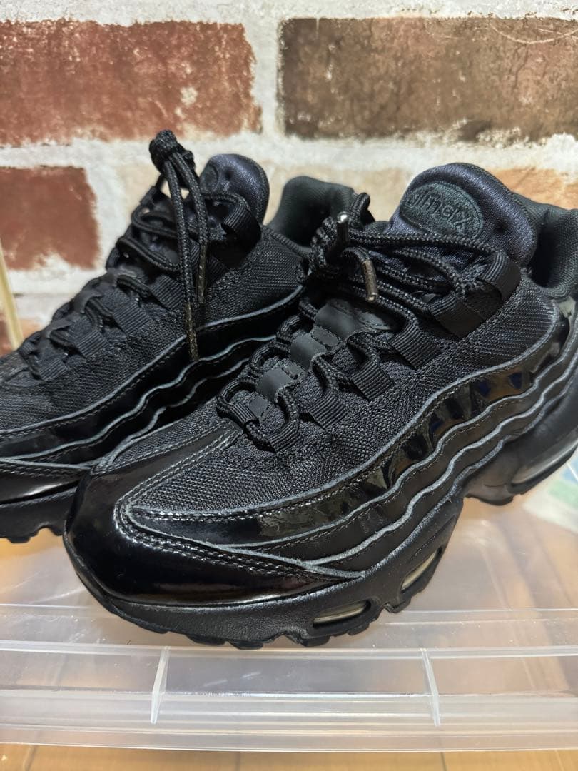 Nike Air Max 95 トリプルブラック スニーカー 22cm
