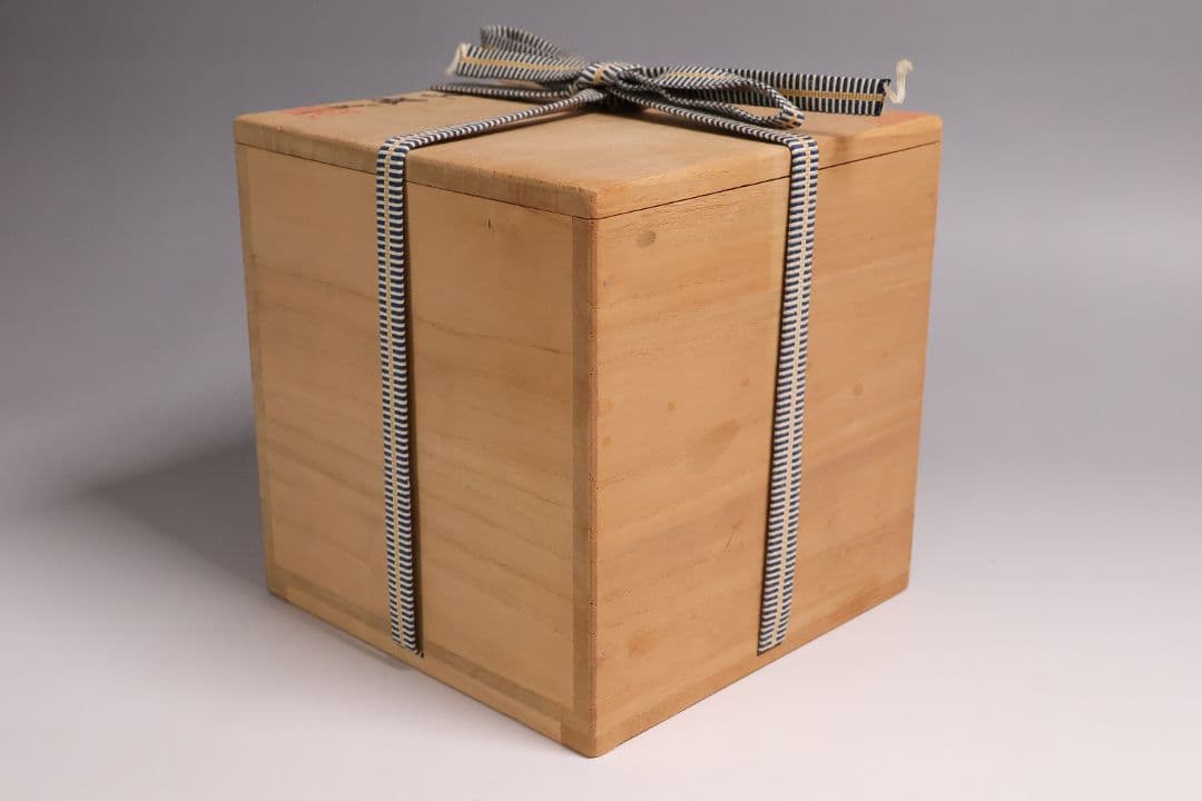 池順鐸 高麗青磁象嵌 蓮菊文 麦酒杯 キリンビアマグコレクション CM176