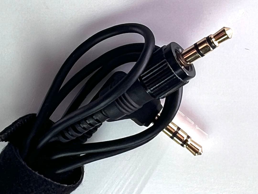 ソニー UWP-D11 ワイヤレスマイク　UTX-B03 URX-P03 送受信