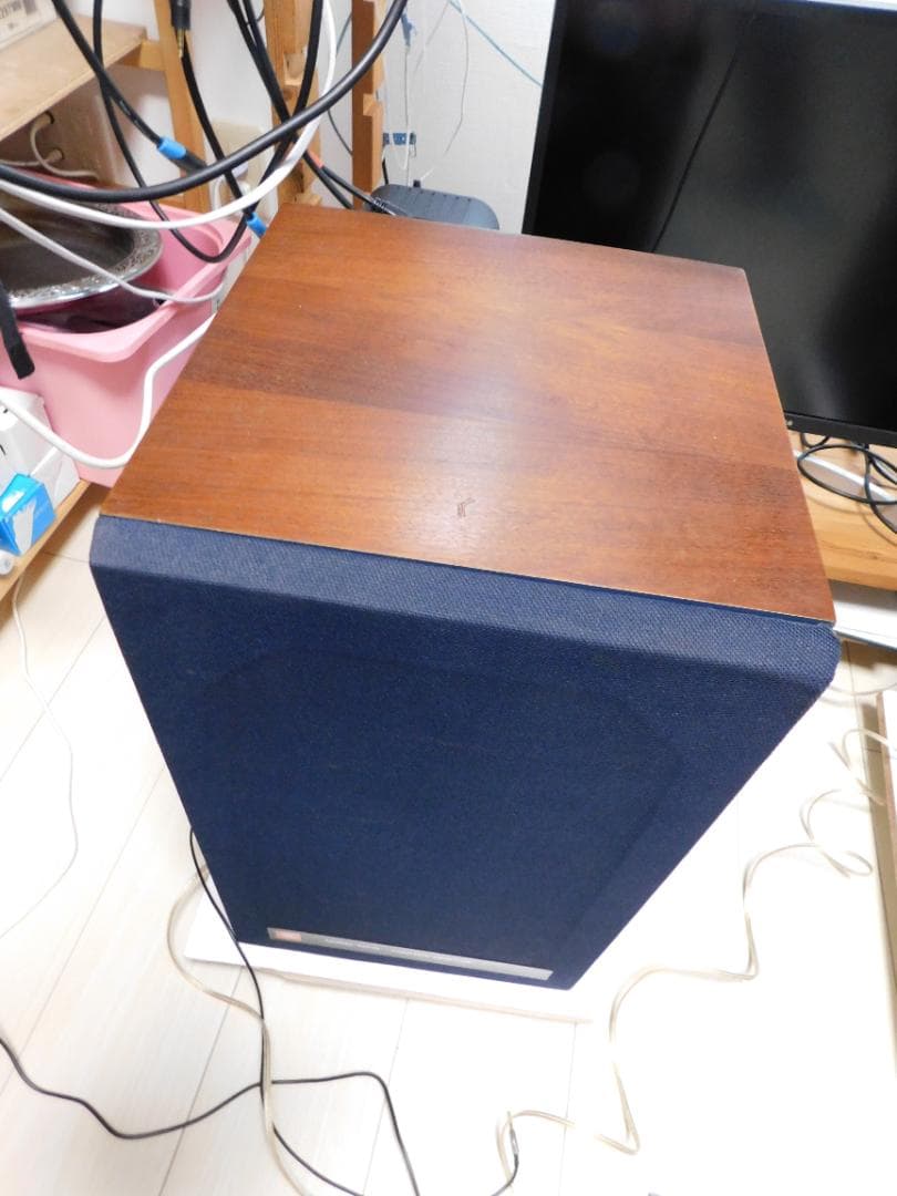 JBL Model 4301B　目立つキズのない美品　音出し確認済