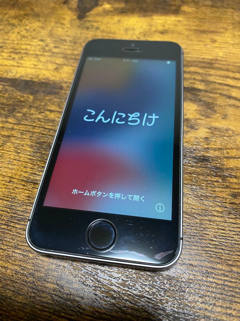 iPhone SE スペースグレー 初期化　動作確認済み