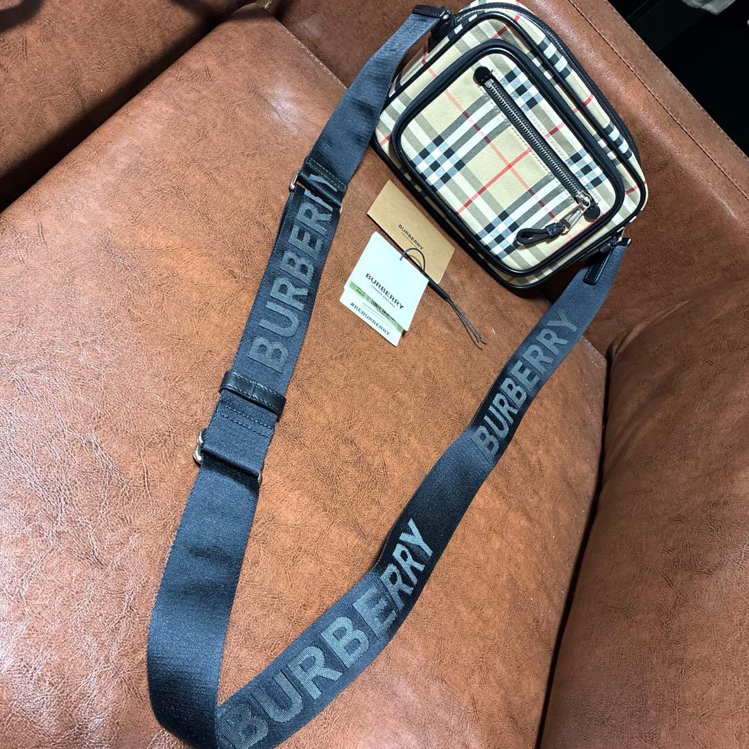 未使用に近い♡ バーバリー　Burberry ショルダーバッグ　ノヴァチェック