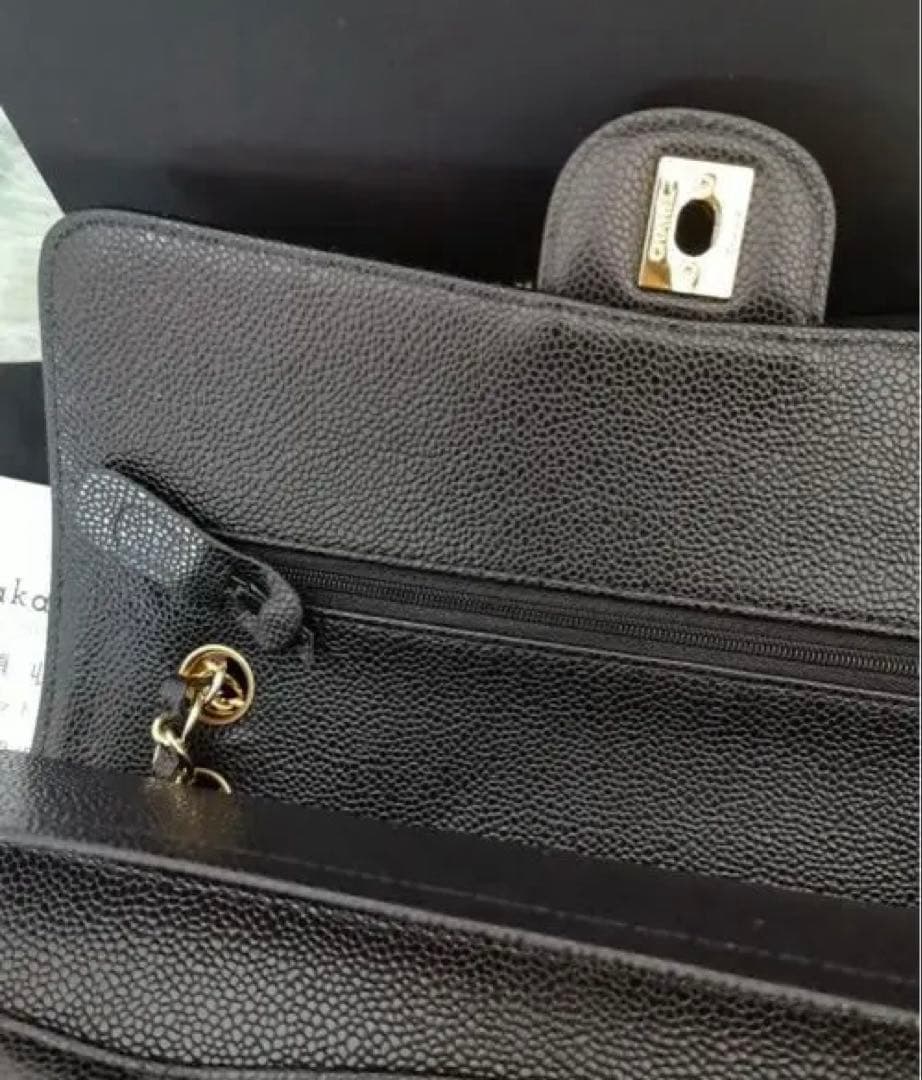 CHANEL ブラック キルティング ショルダーバッグ　ノベルティ