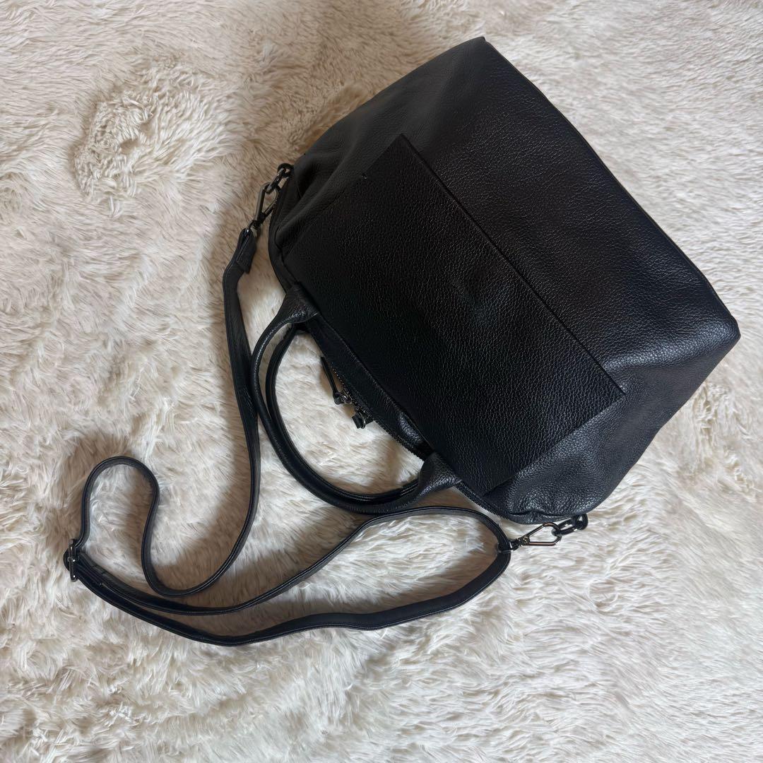 ほぼ未使用 ear PAPILLONNER レザーフラップ2WAYバッグ S 黒