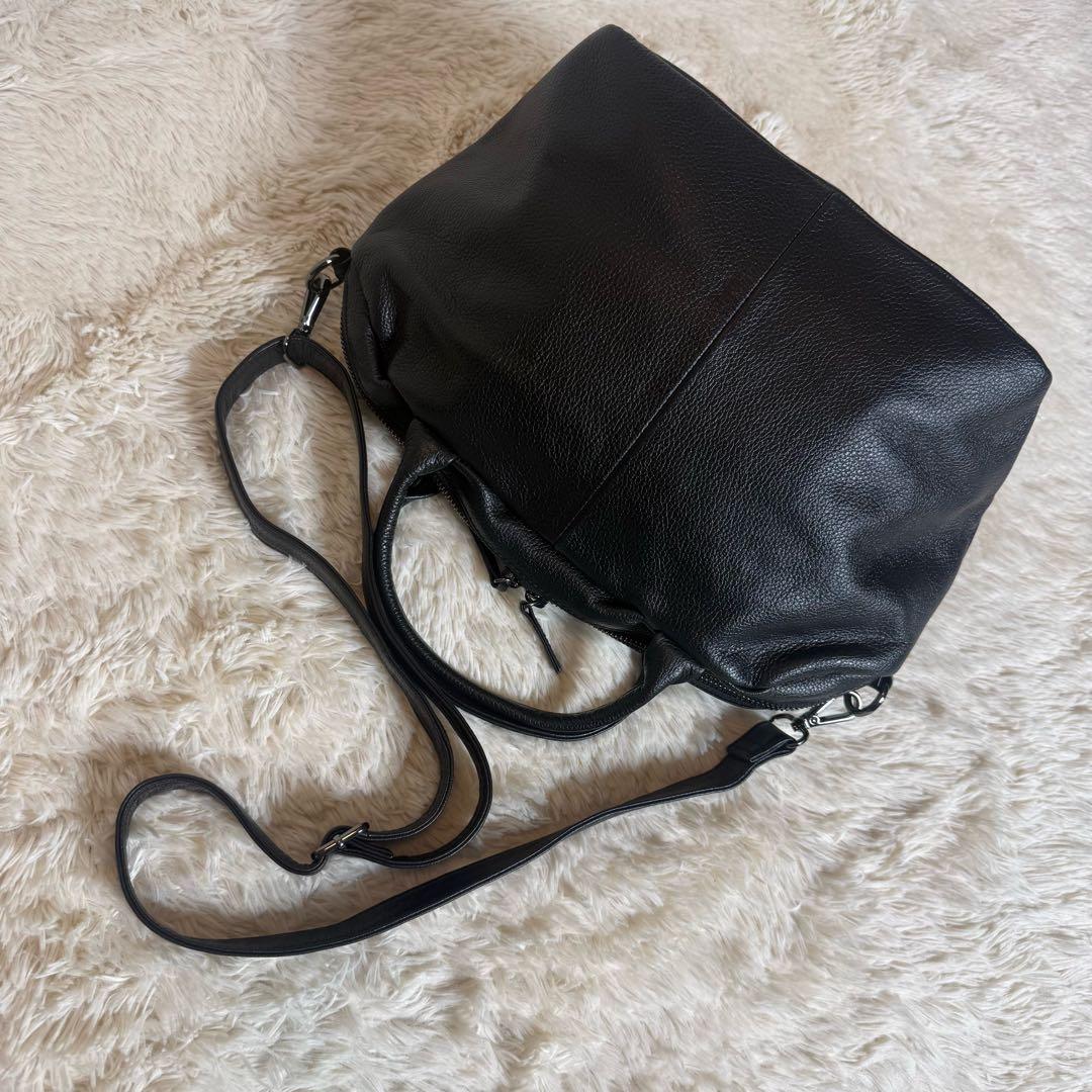 ほぼ未使用 ear PAPILLONNER レザーフラップ2WAYバッグ S 黒