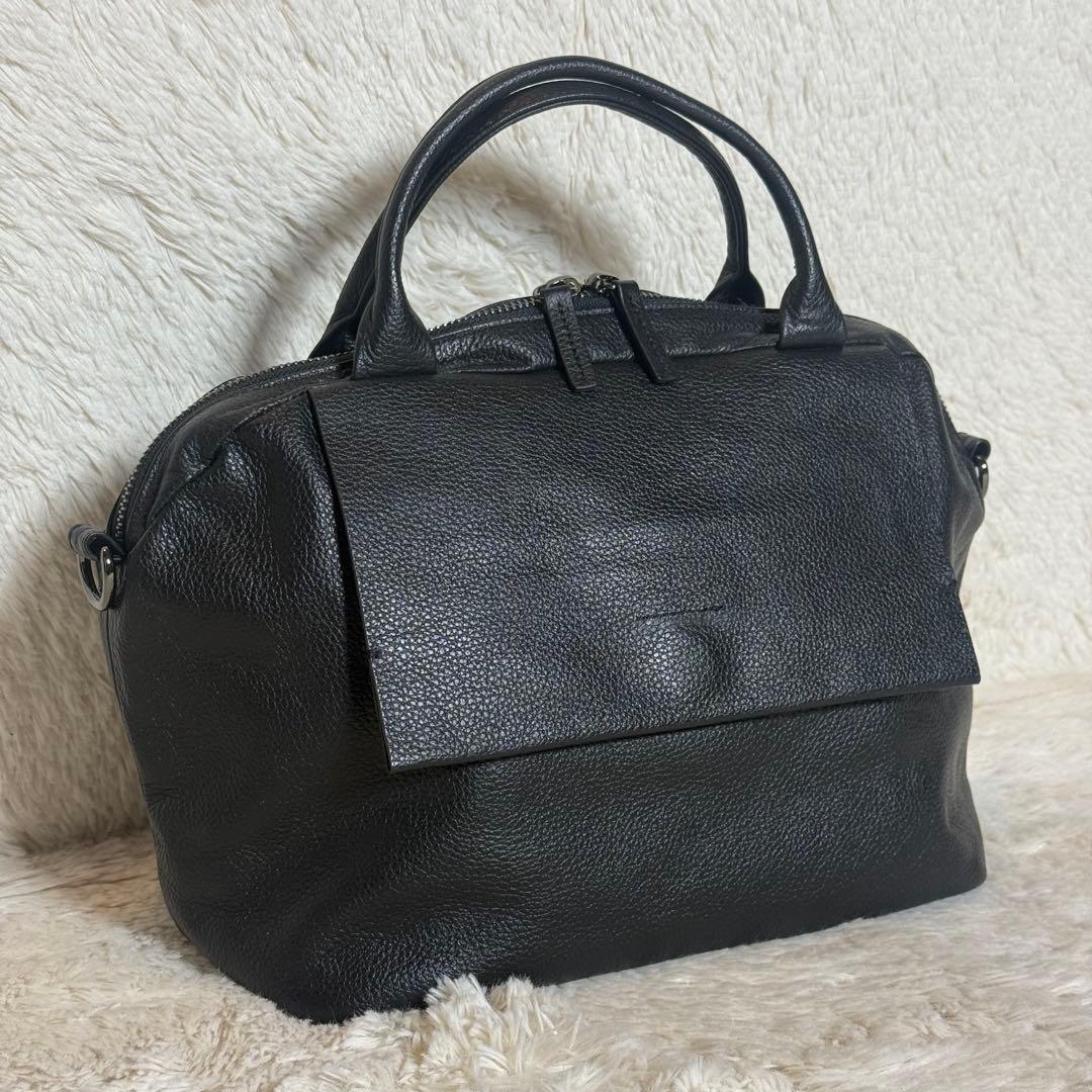 ほぼ未使用 ear PAPILLONNER レザーフラップ2WAYバッグ S 黒