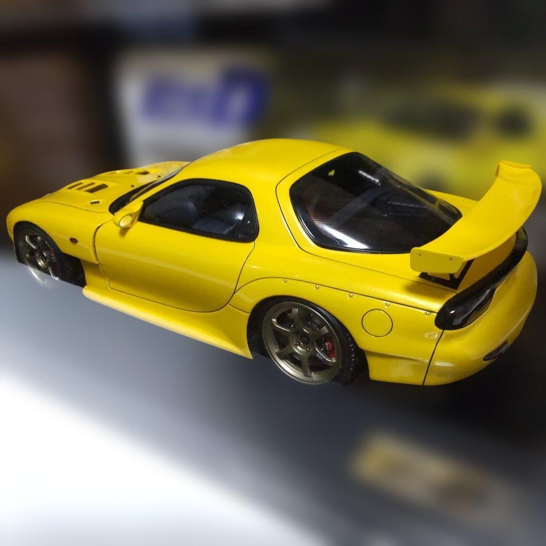 マツダ RX-7 FD3S 頭文字D 高橋啓介 1/18 イグニッションモデル