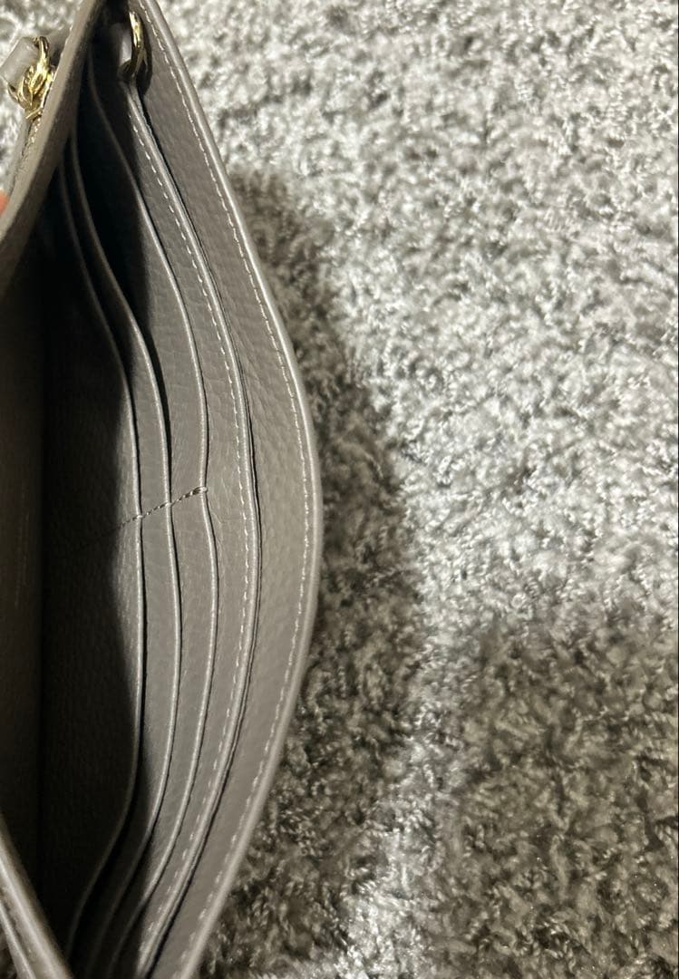 IACUCCI アバ　ロングウォレット