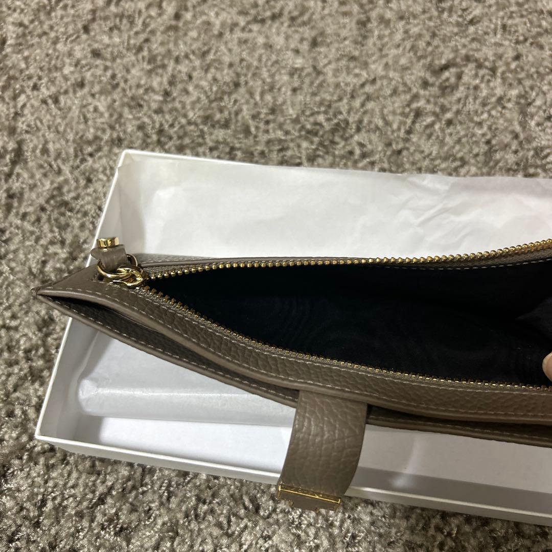 IACUCCI アバ　ロングウォレット