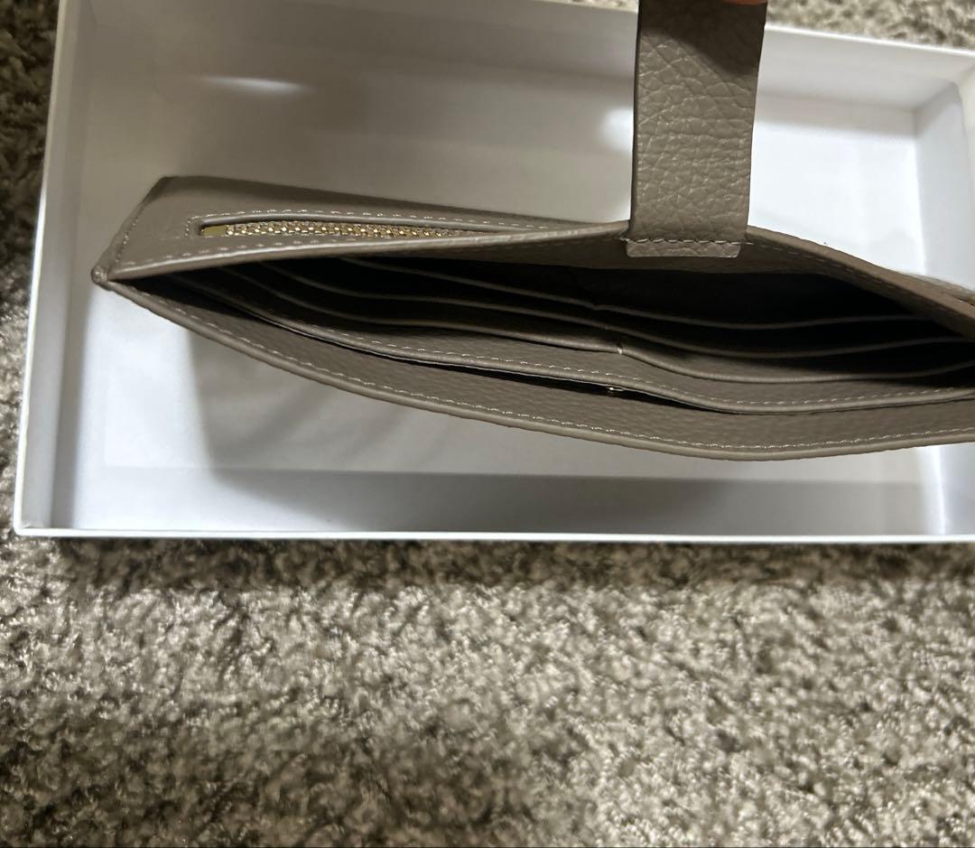 IACUCCI アバ　ロングウォレット