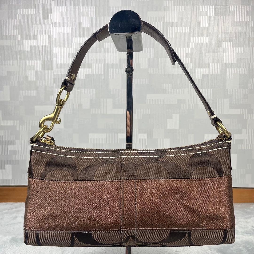 美品 Coach アクセサリーポーチ シグネチャー ブラウン系