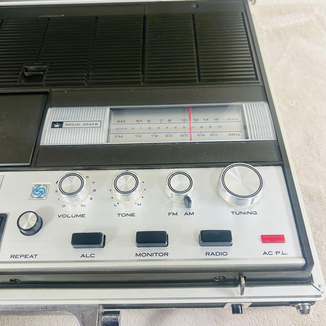 【再生OK】CROWN アタッシュケース型 カセットデッキ CRC-9950F