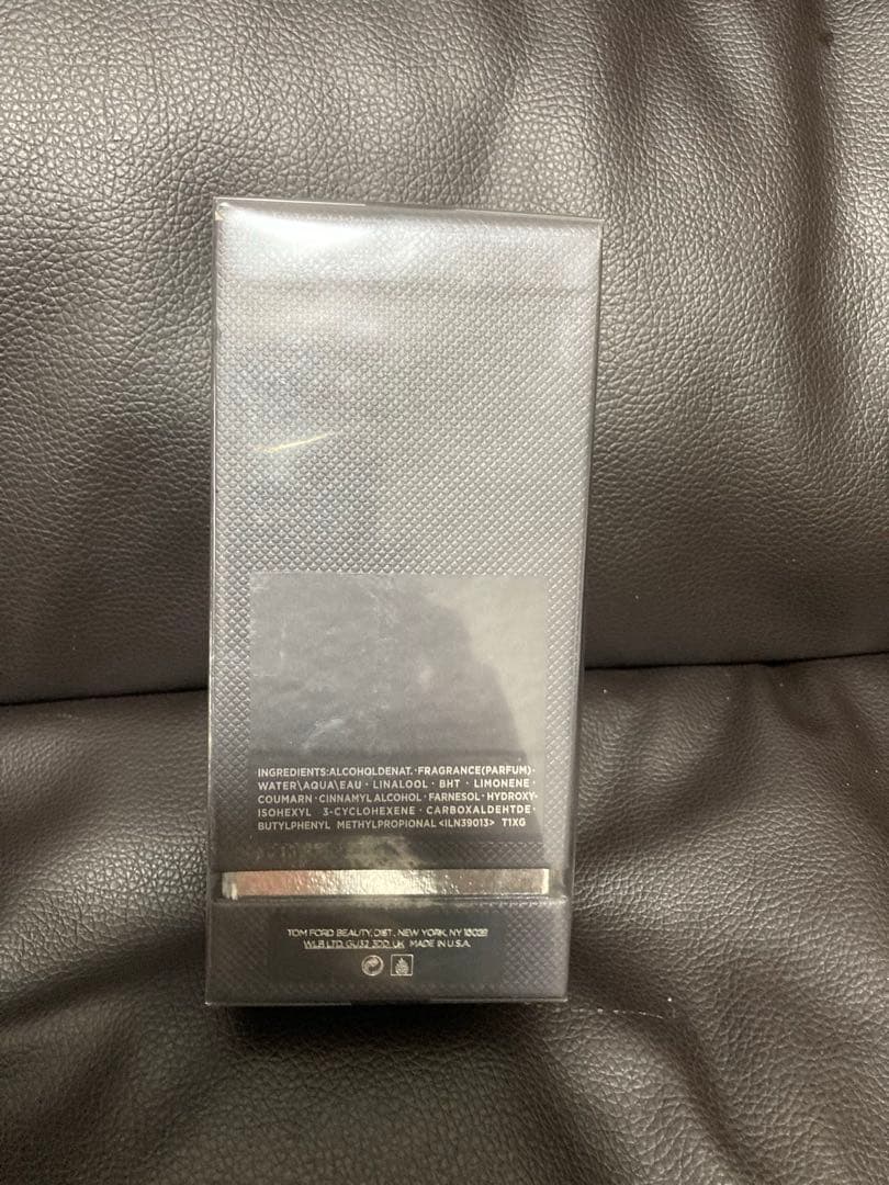 【新品未使用トムフォード OUD WOOD Eau de Parfum100ml