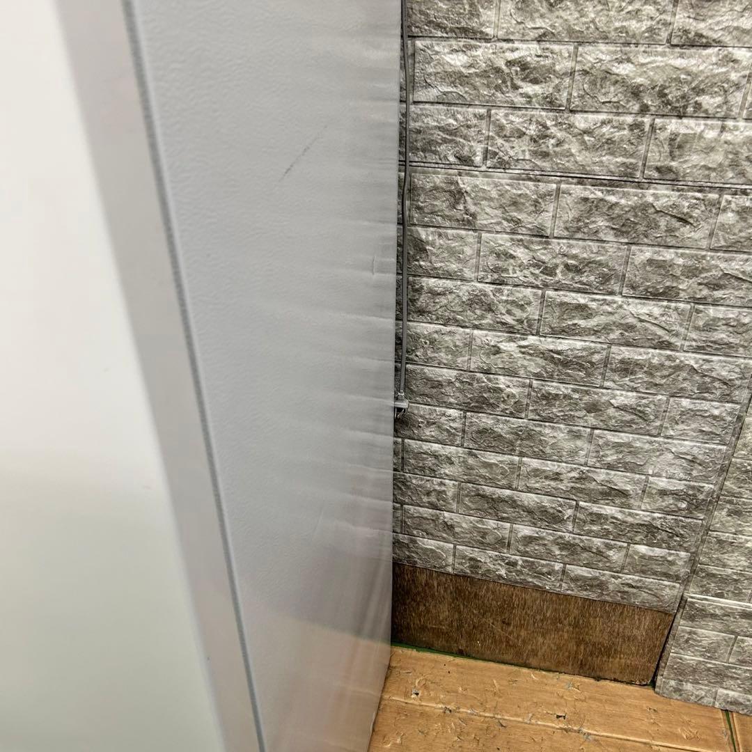 714 AQUA 大型冷蔵庫　1〜4人暮らし　小型　同棲　272L ホワイト