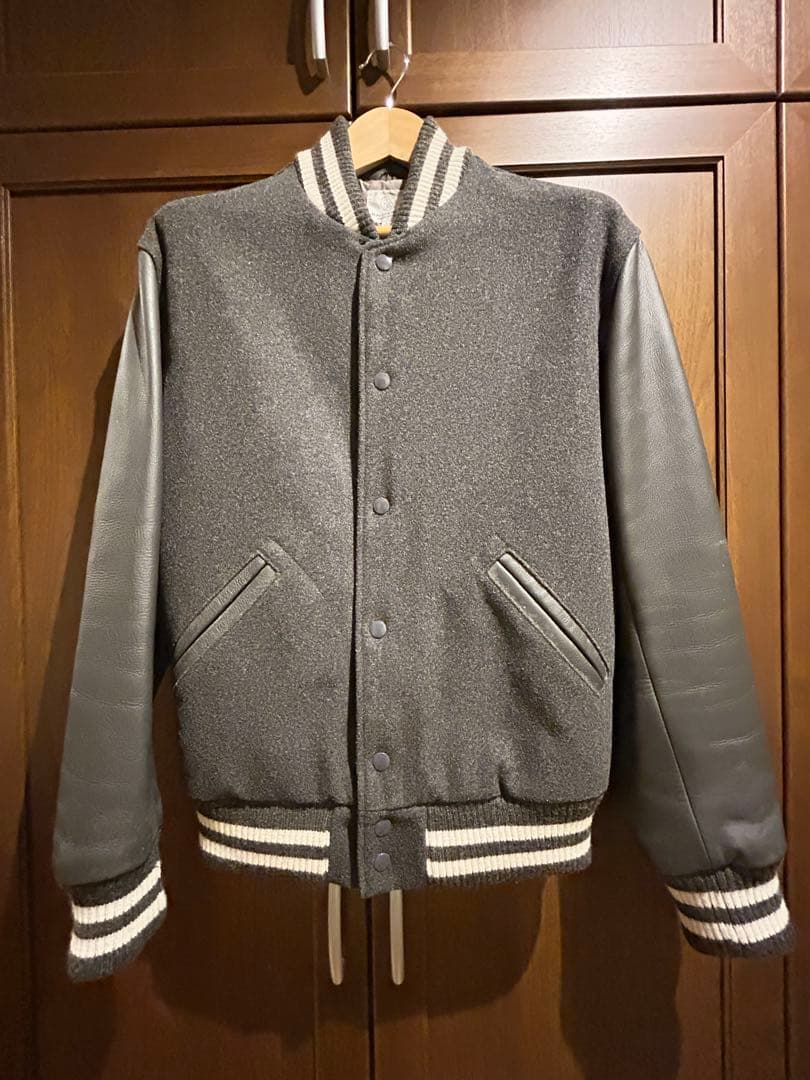 【BEAUTY & YOUTH スタジャン XL グレー】