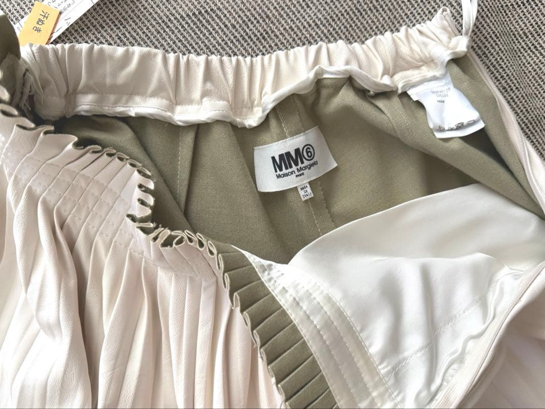 MM6 Maison Margiela プリーツパンツ レザー　メゾンマルジェラ