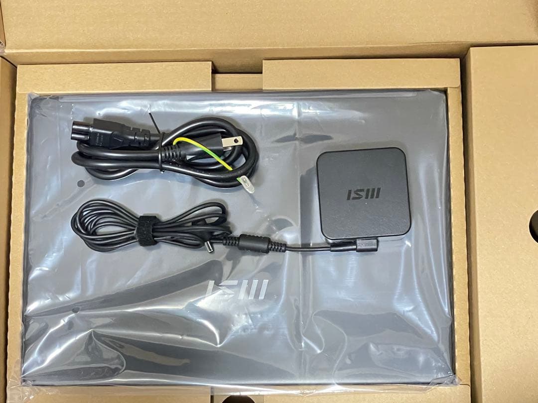 美品 MSI-Note Modern 14 C7M Ryzen 7 16GB