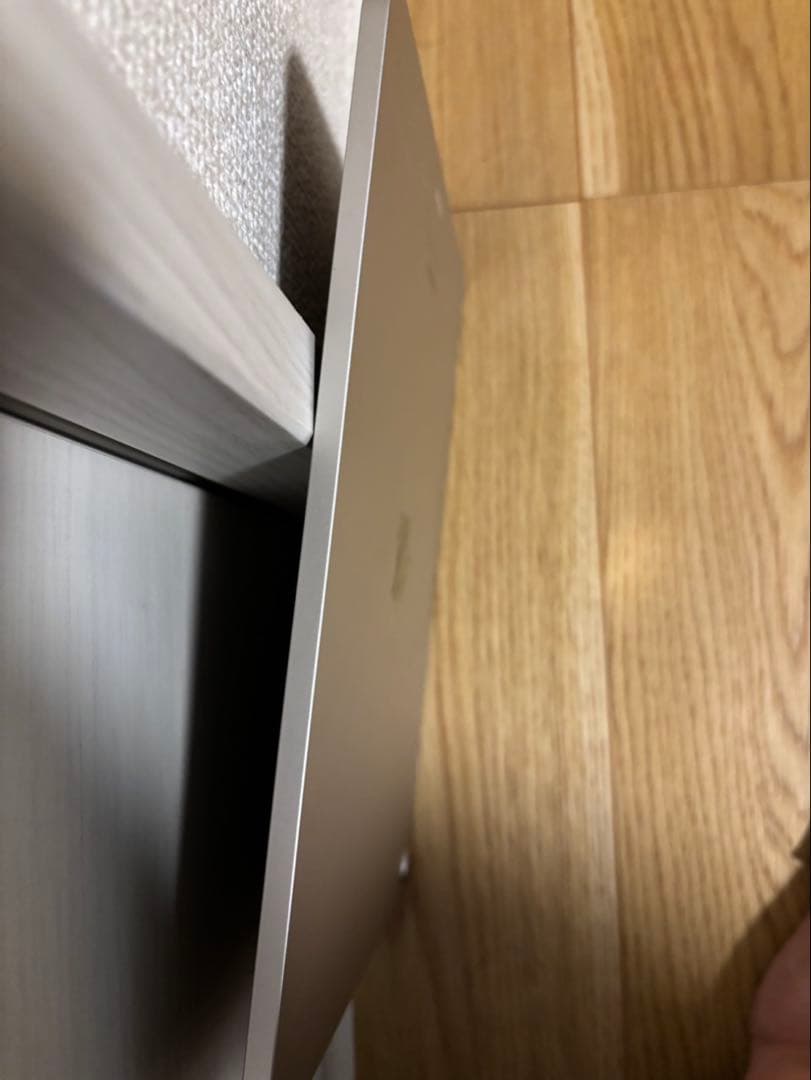 Apple iPad Air 第5世代 本体 カバー付き