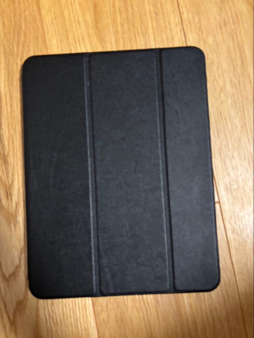 Apple iPad Air 第5世代 本体 カバー付き