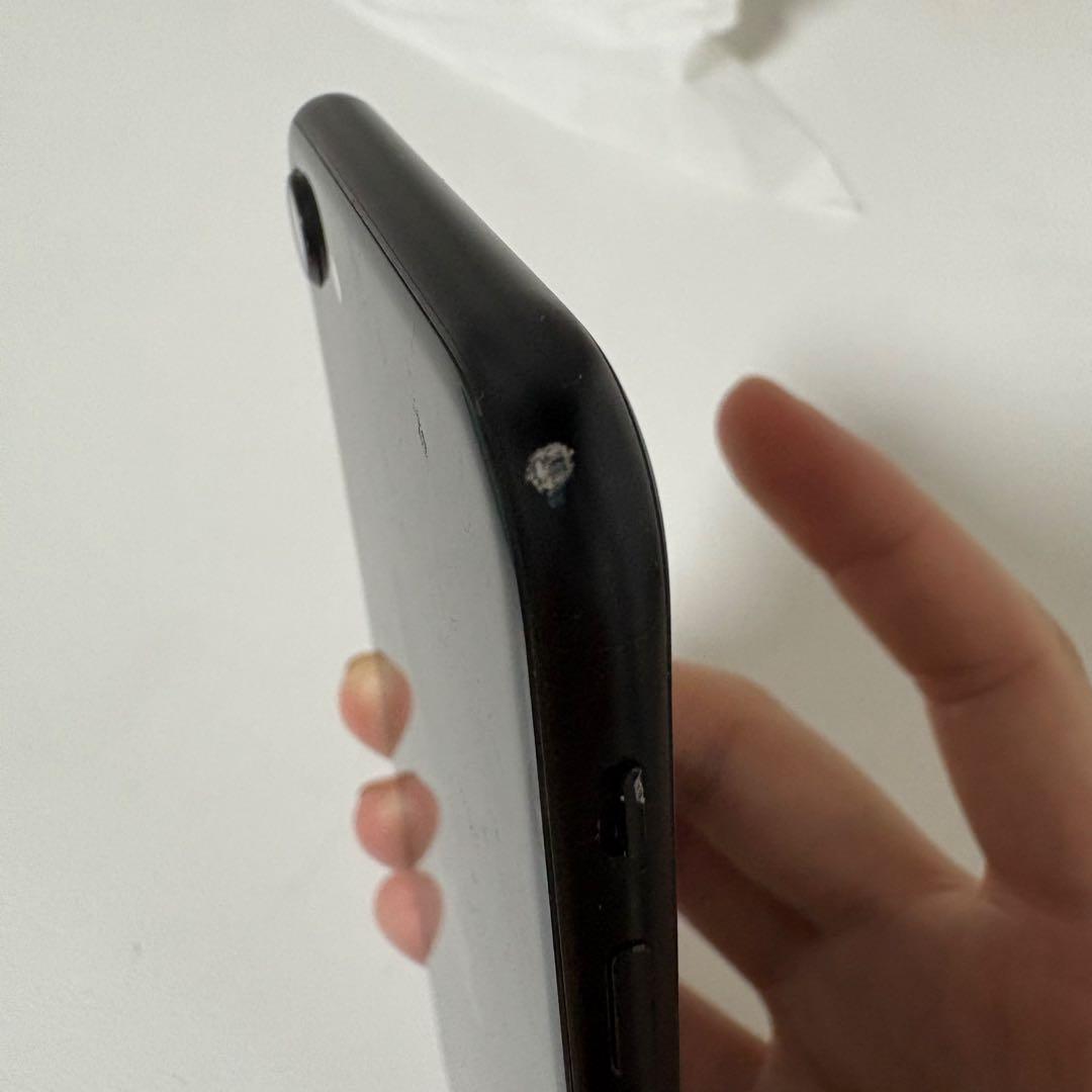 iPhone SE 第2世代 64GB SIMロックなし 本体