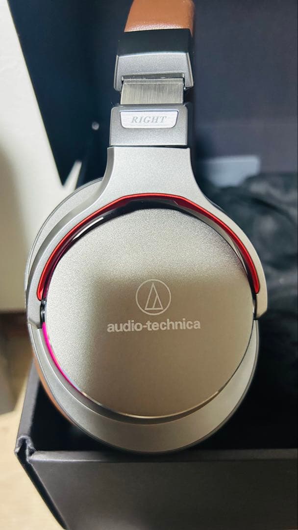 audio-technica 密閉型ポータブルヘッドホン　ATH-MSR7 GM