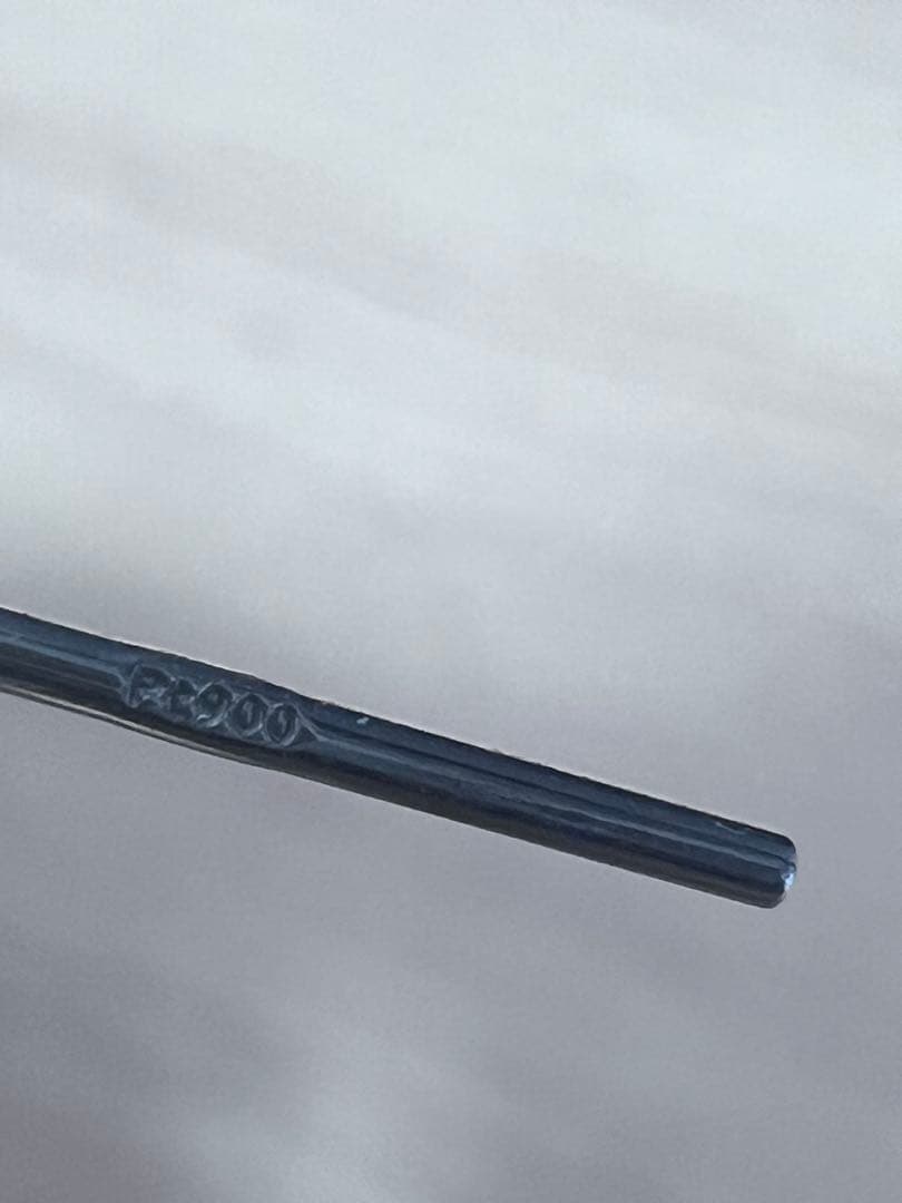 TSUTSUMI プラチナピアス　pt900