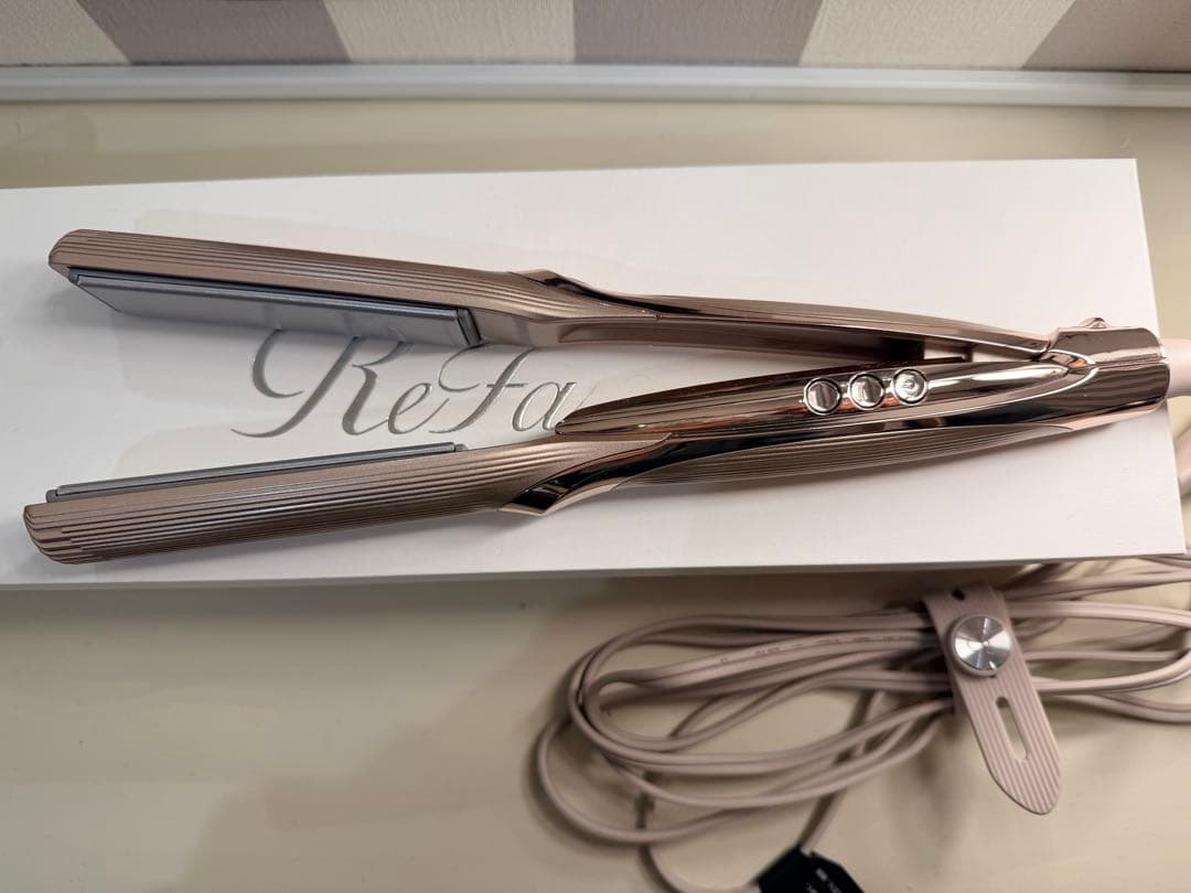 最新ReFa ストレートヘアアイロン シャンパングージュ　ピンク