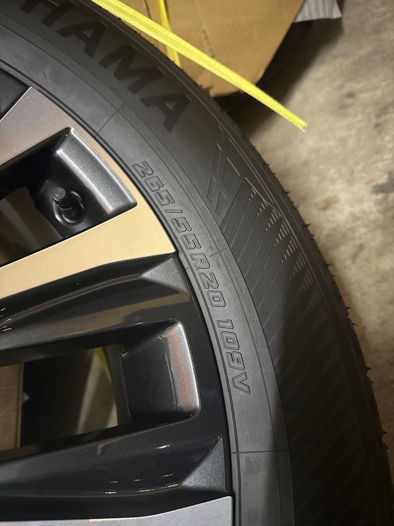 レクサスLX600純正20インチホイールセット