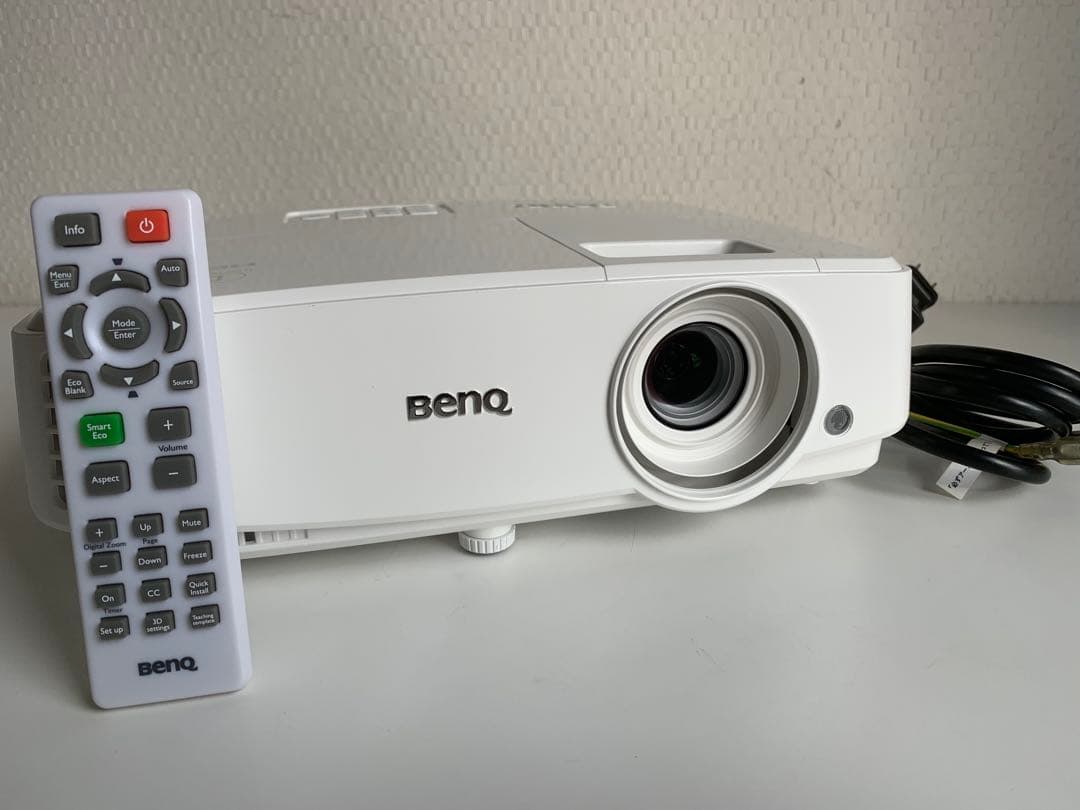 BenQ 高輝度 フルHD プロジェクター MH530 HDMI端子 リモコン