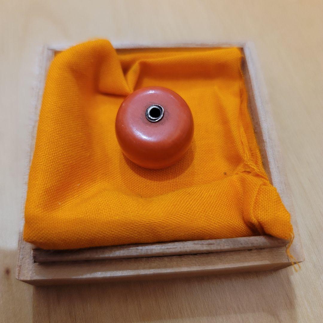 緒締玉 緒締 骨董 珊瑚 根付 印籠 提物 天然サンゴ ルース 本珊瑚 根掛