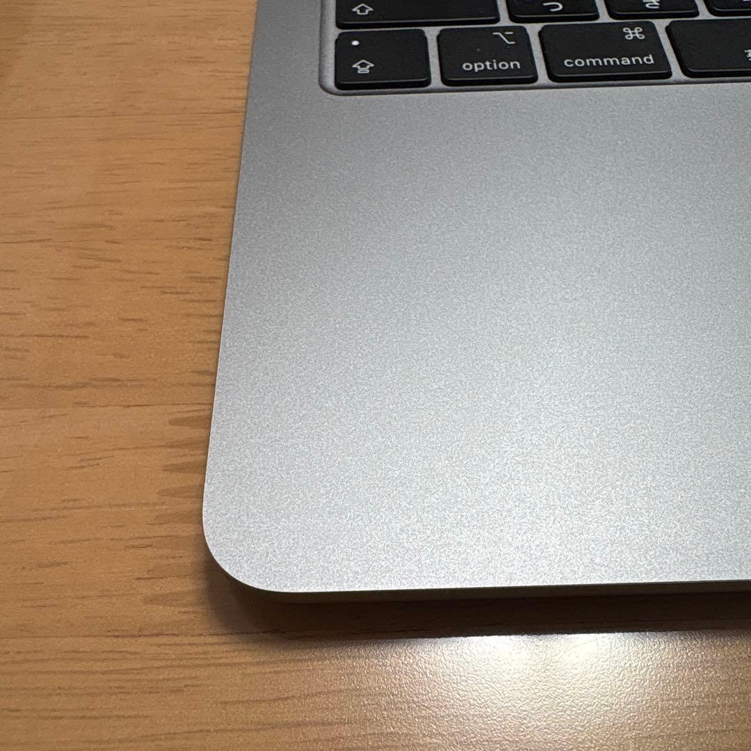MacBook Air M2 8GB/256GB スペースグレイ
