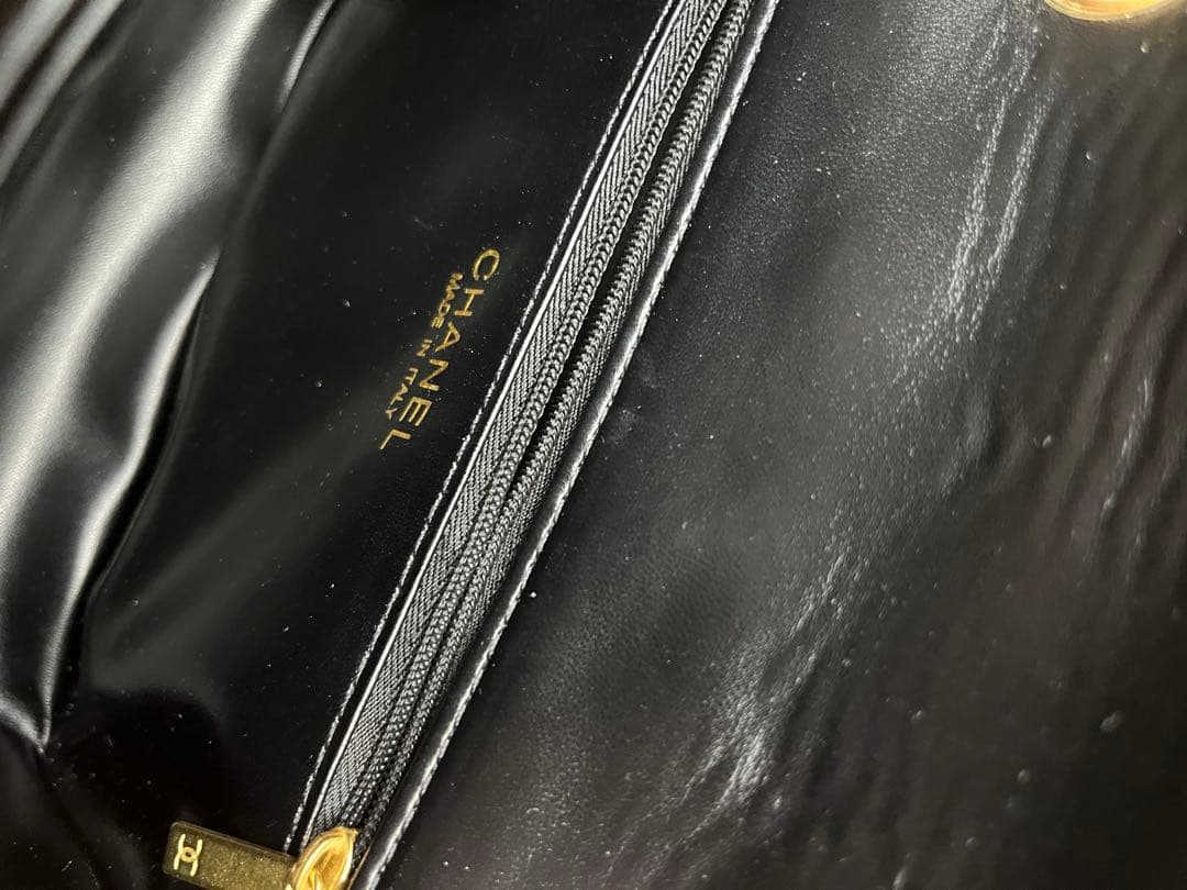 CHANEL キルティングショルダーバッグ　ハートチェーン　ノベルティー