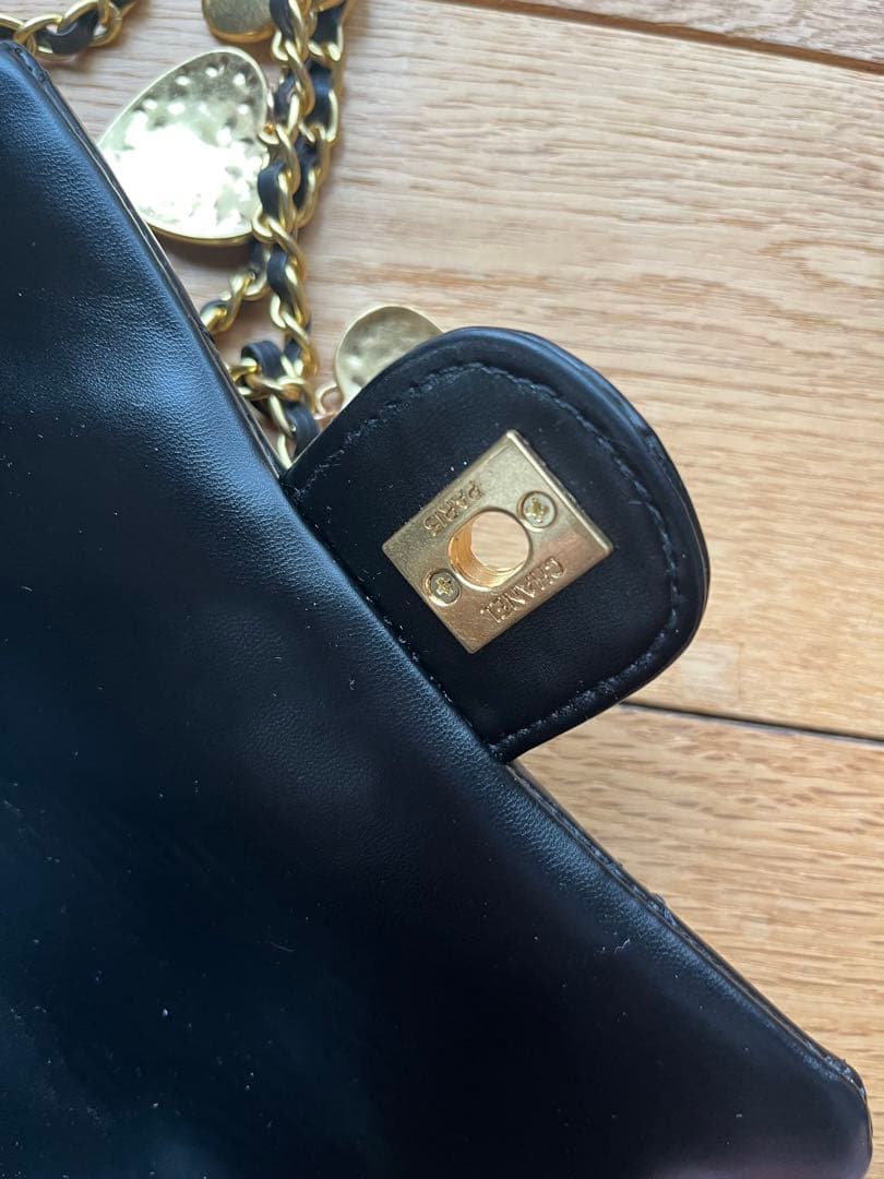 CHANEL キルティングショルダーバッグ　ハートチェーン　ノベルティー