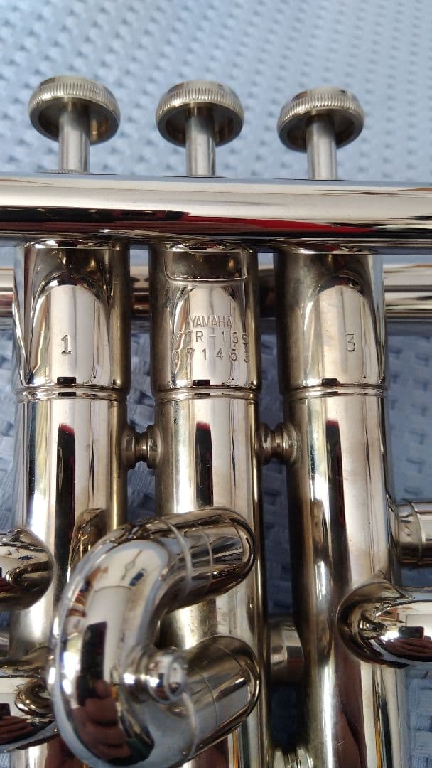 トランペット シルバー 　ハードケース付き