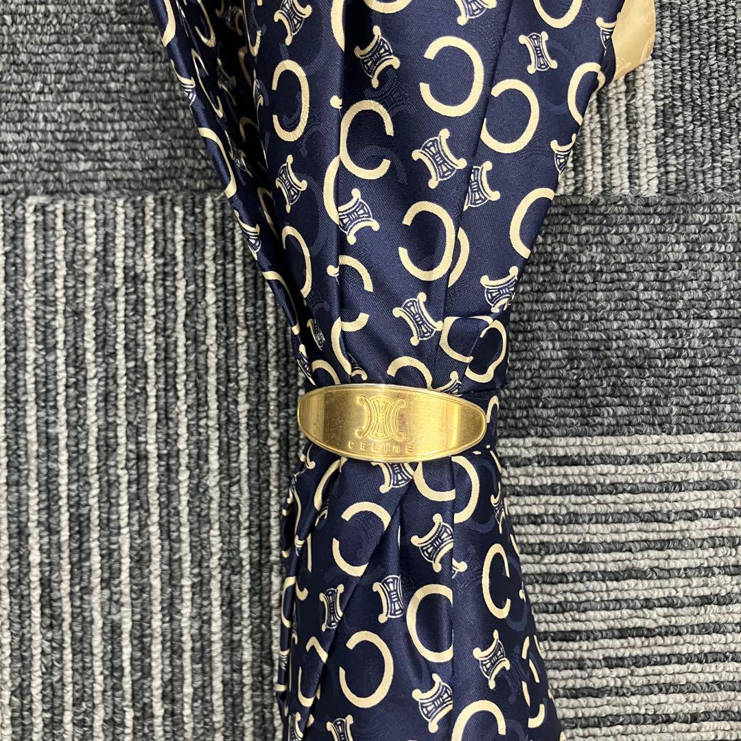 セリーヌ Cマカダム 総柄 傘　紺色メイン