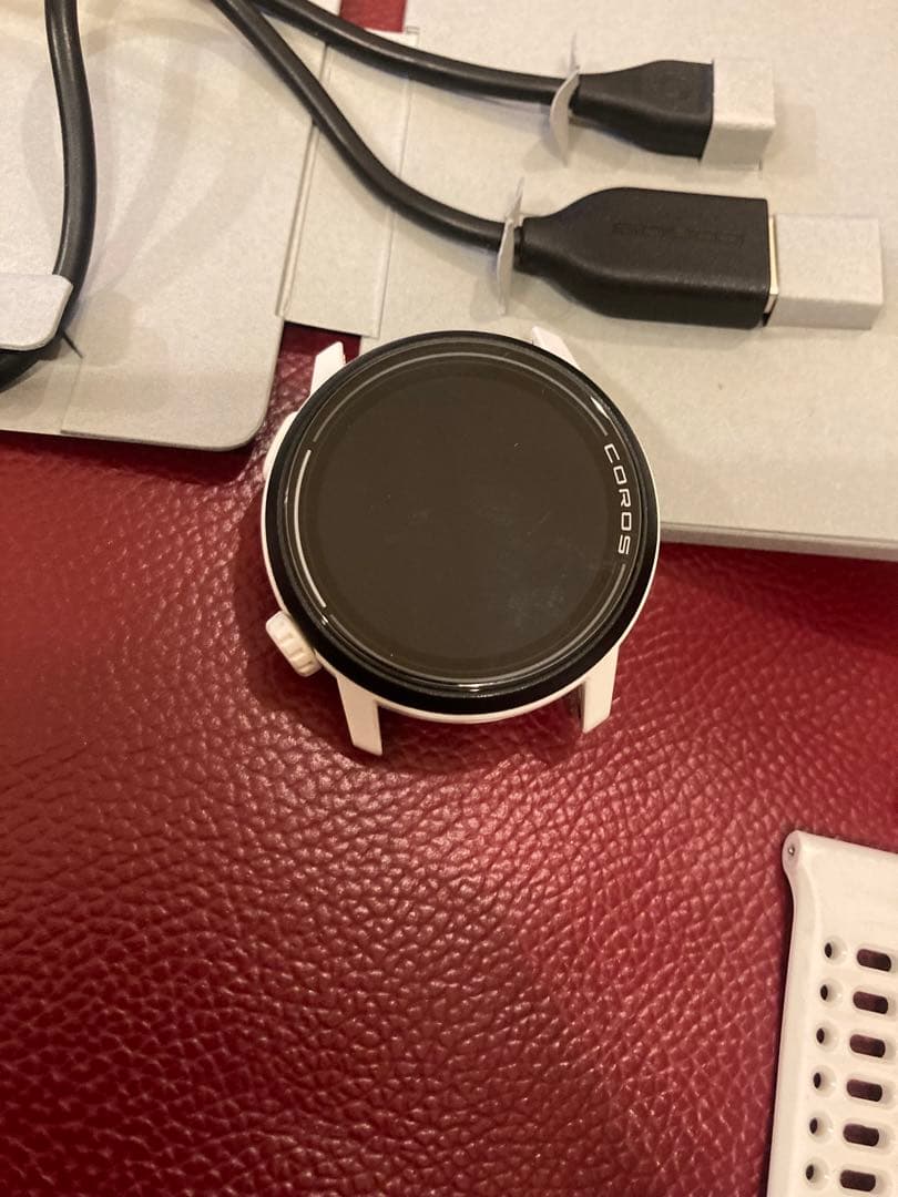 coros pace3 ホワイト　シリコン　大迫傑　キプチョゲ　カロス