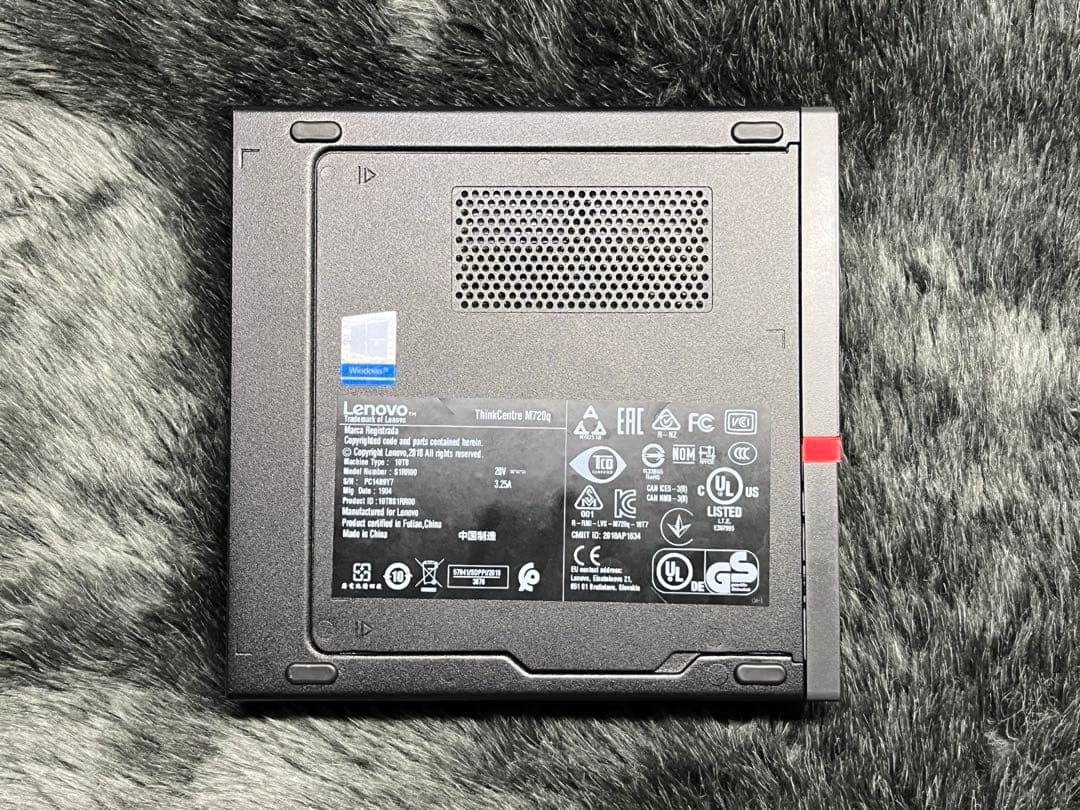 Lenovo ThinkCentre M720q Tiny i5 オマケ付き