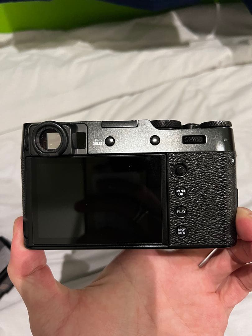 富士フイルム FUJIFILM X100V