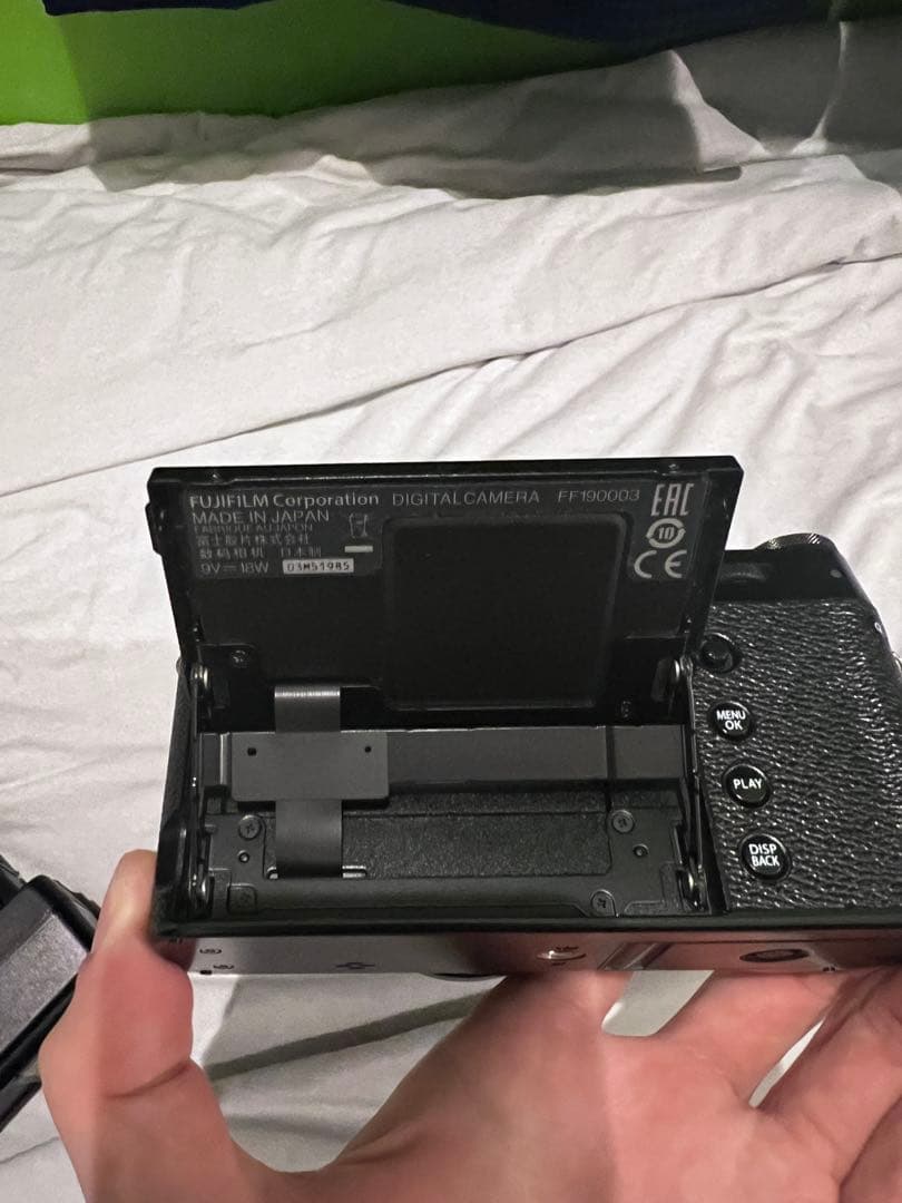 富士フイルム FUJIFILM X100V