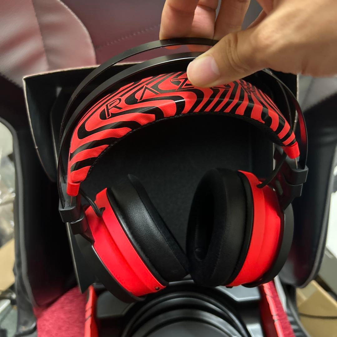 Razer Nari Ultimate PewDiePie 現在入手困難
