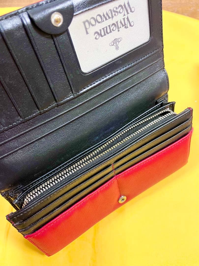 【新品未使用】Vivienne Westwood 長財布 ピンク