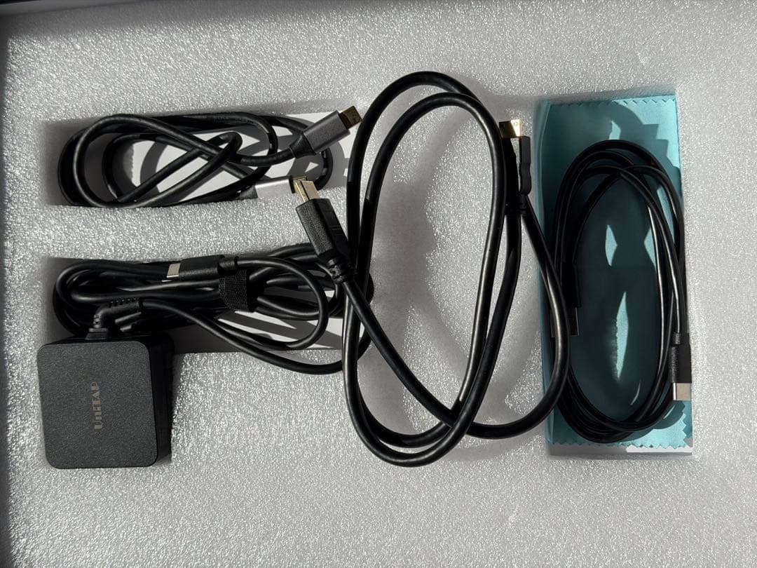 Princeton ULTRA PLUS UP-M156THD モバイルモニター