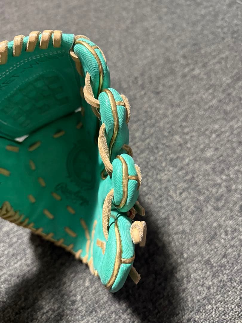 【極美品】Rawlings 投手用 右投 軟式 グリーン ミント 野球