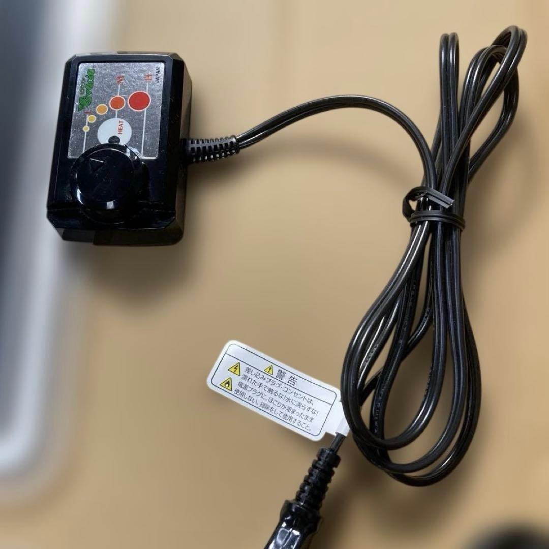 ビバリア　マルチパネルヒーター　32W 2枚　ペットヒーター　小動物　爬虫類