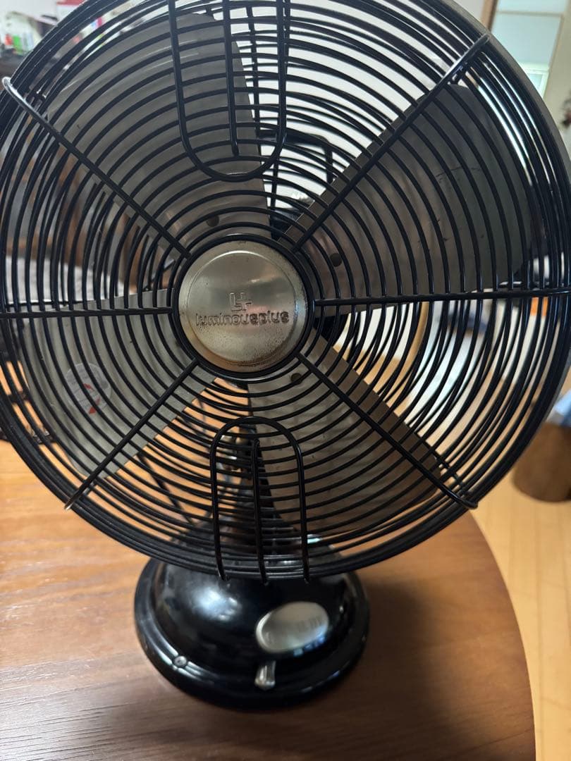 レトロブラック卓上扇風機 3段階調整